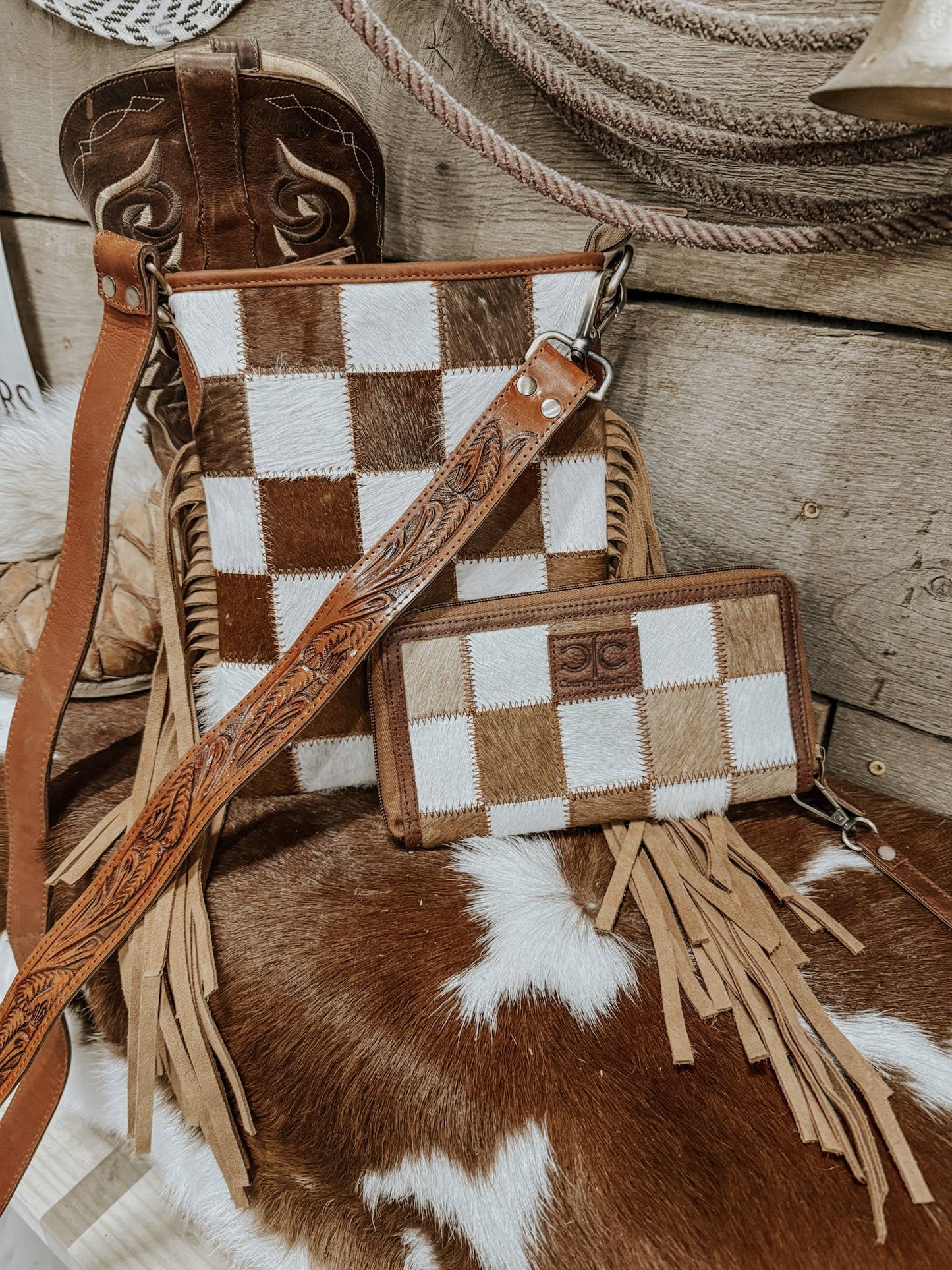 Calypso Women's Cowhide Wallet Wristlet Checkered